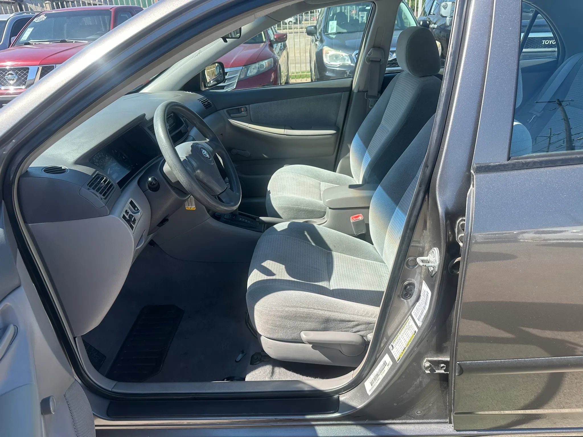 Used 2007 Toyota Corolla CE FWD image 3