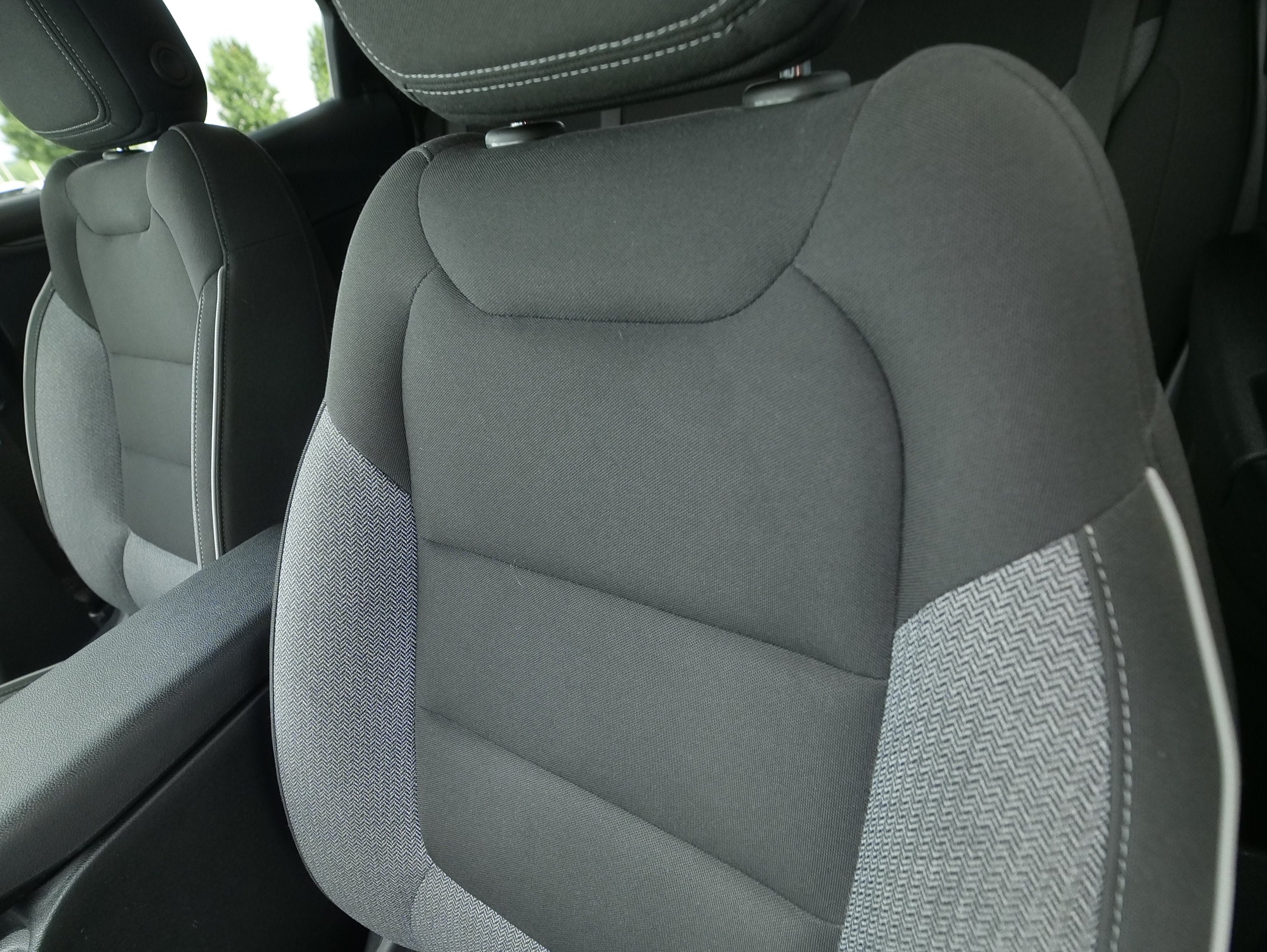 Used 2021 Chevrolet TrailBlazer LT w/ Convenience Package FWD image 22