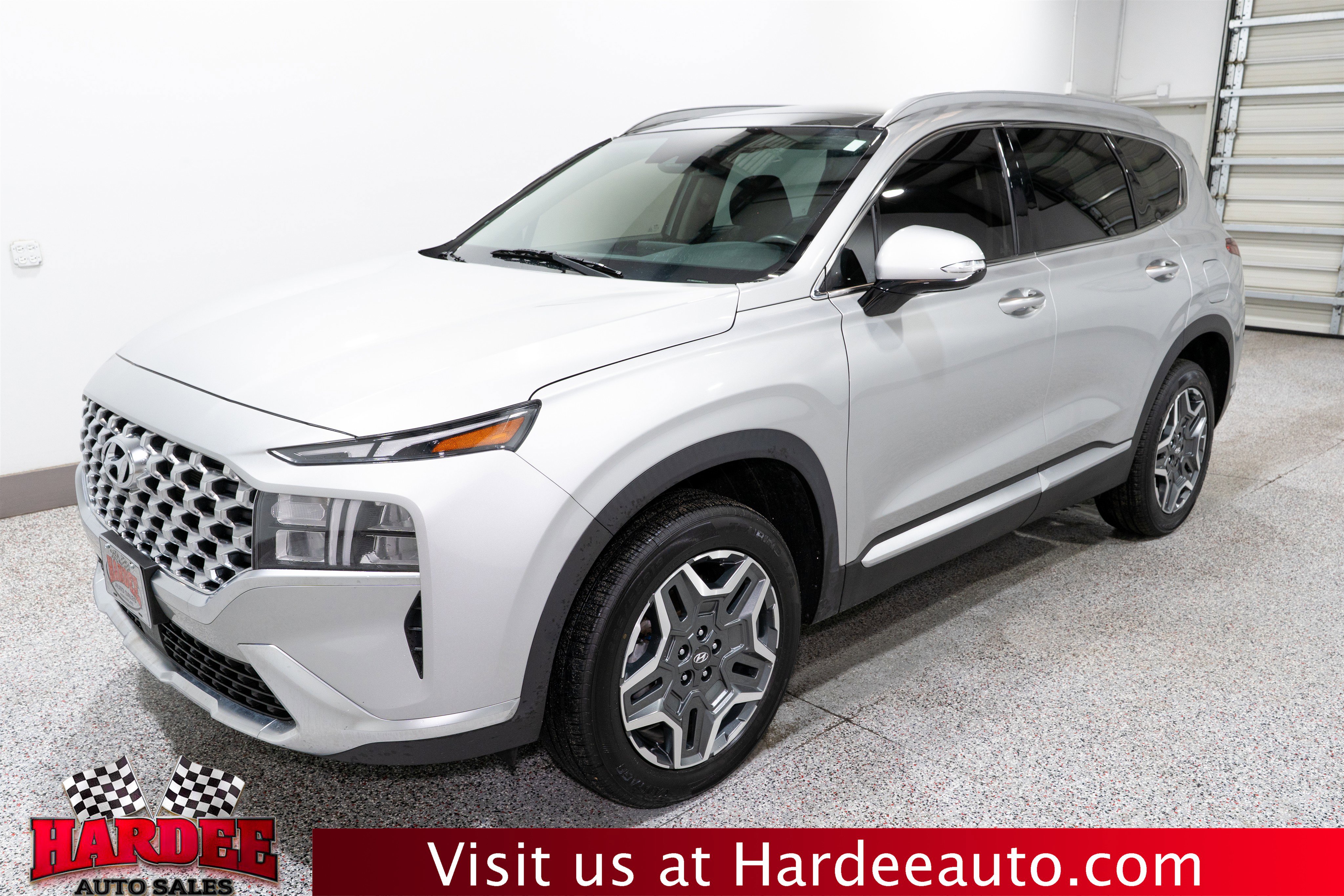 Used 2022 Hyundai Santa Fe SEL Premium w/ Cargo Package image 2