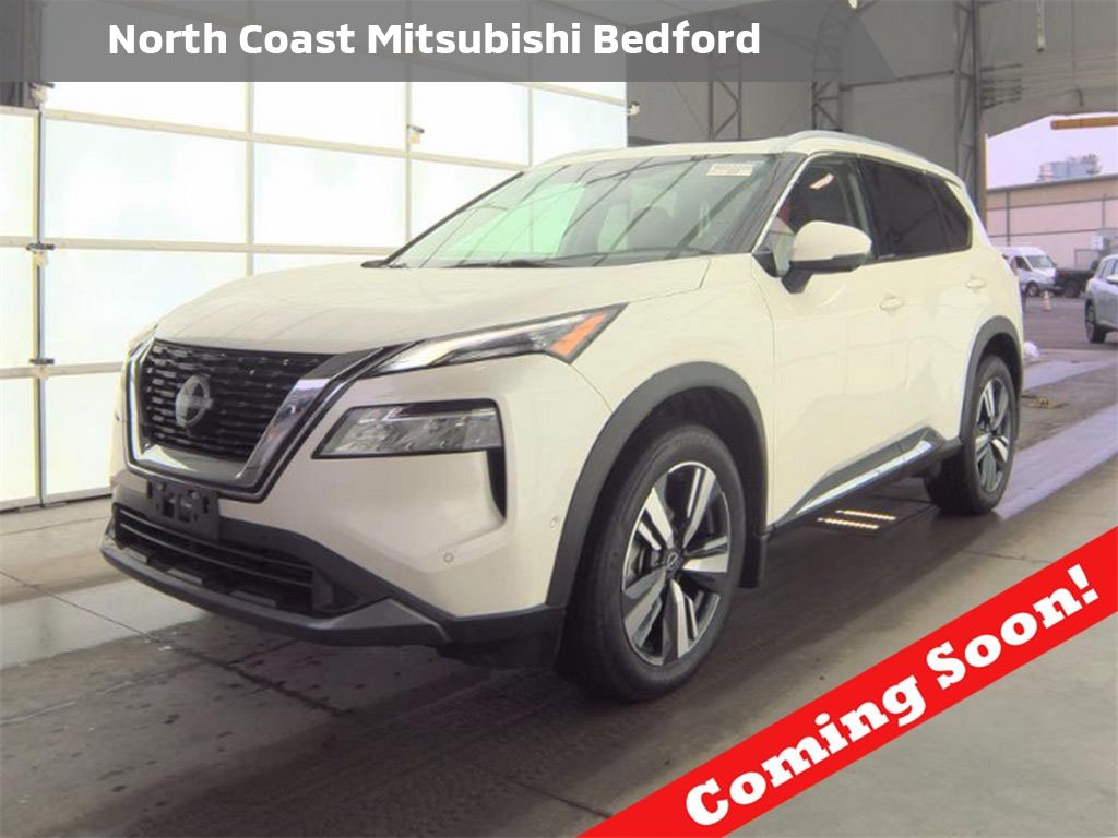 Used 2023 Nissan Rogue SL w/ SL Premium Package image 1