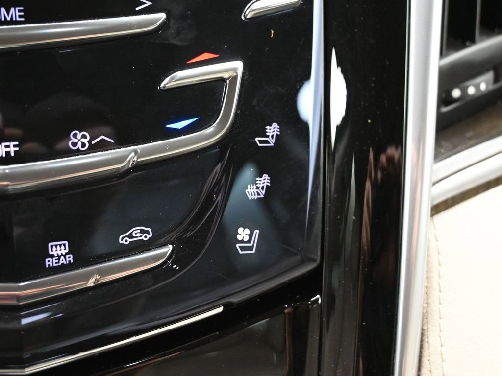 Used 2020 Cadillac Escalade Luxury image 20