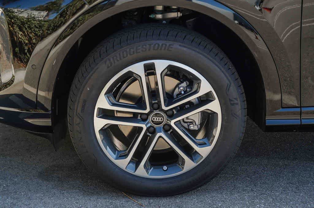 New 2026 Audi Q5 Premium AWD/4WD image 10