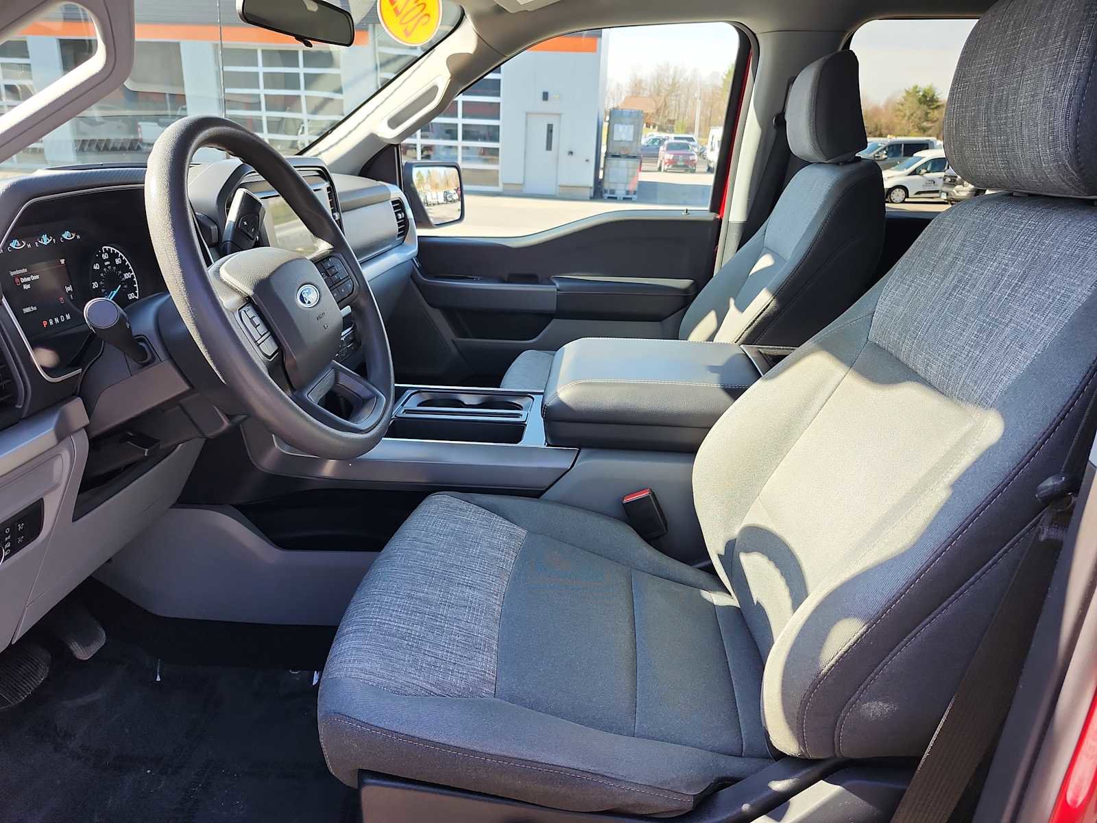 Used 2022 Ford F150 XLT image 11