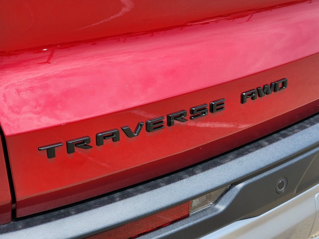 New 2026 Chevrolet Traverse Z71 w/ Enhanced Driving Package AWD/4WD image 8