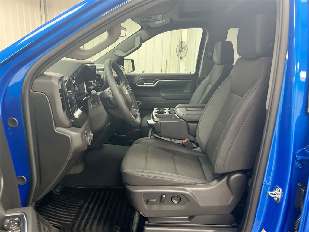 New 2026 Chevrolet Silverado 1500 LT image 18
