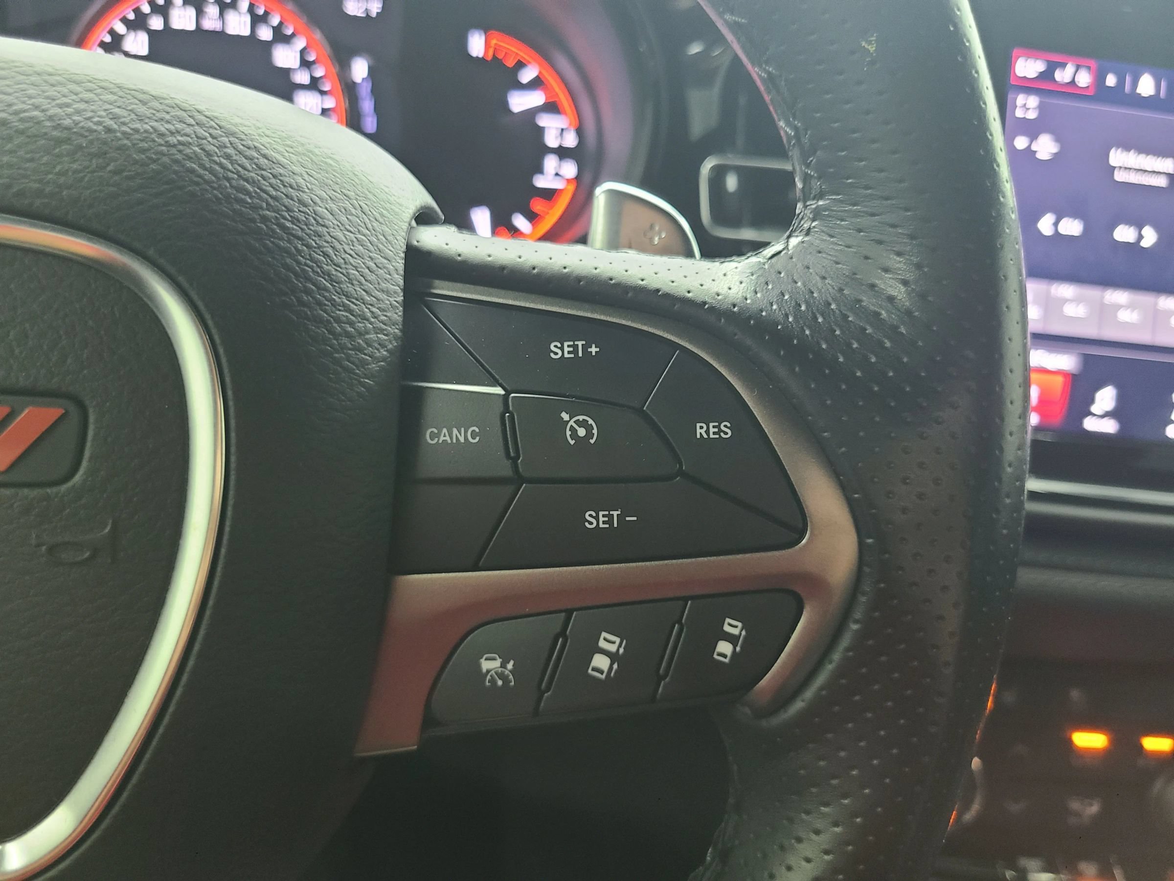 Used 2021 Dodge Durango Citadel w/ Premium Entertainment Group AWD/4WD image 33