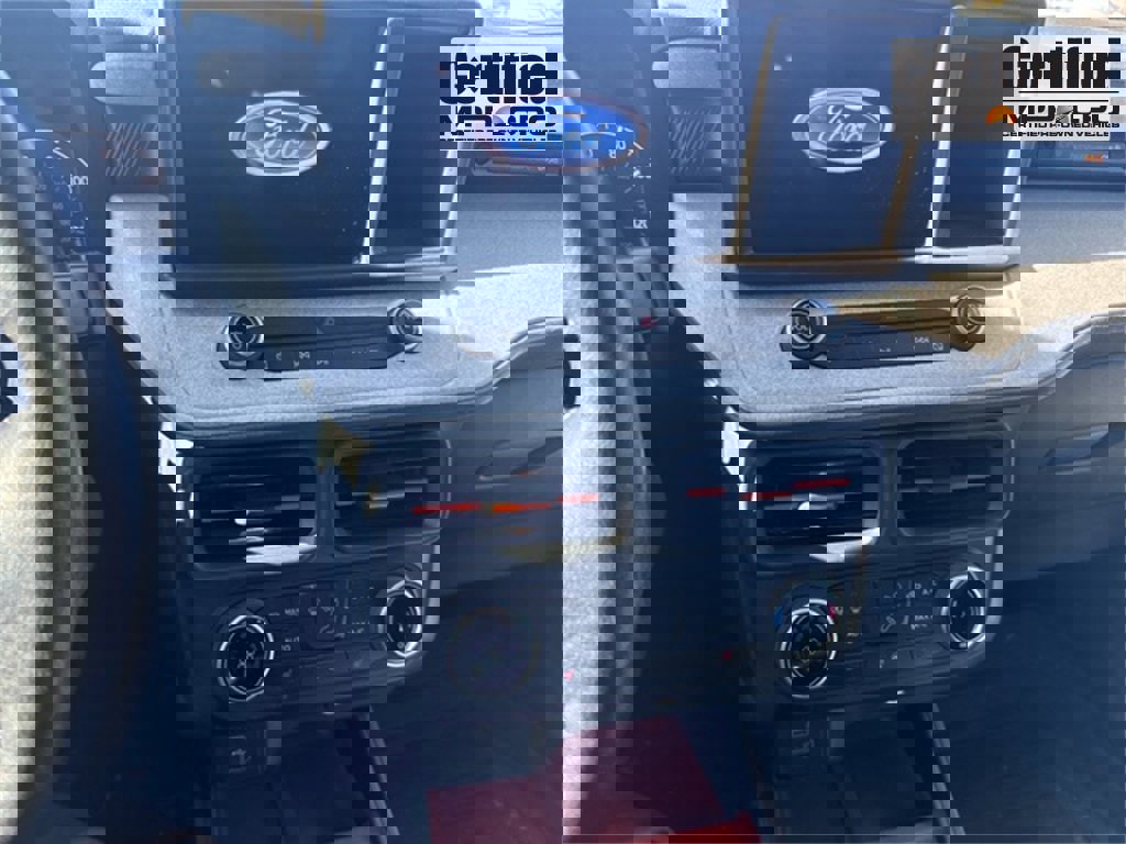 Used 2022 Ford Maverick XLT w/ XLT Luxury Package image 9