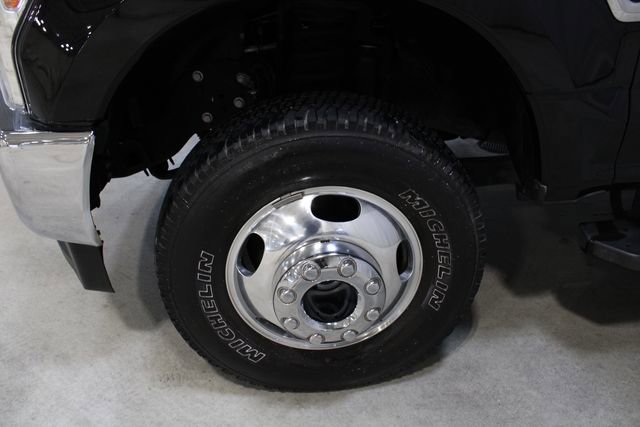 Used 2019 Ford F350 Lariat w/ Lariat Ultimate Package AWD/4WD image 29