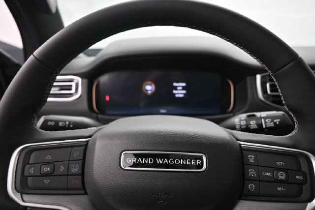 New 2026 Jeep Grand Wagoneer L Limited AWD/4WD image 8