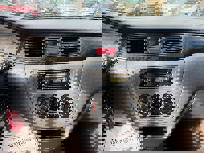 Used 2002 Mitsubishi Lancer ES image 18