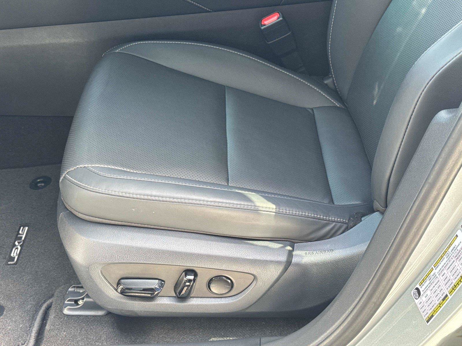 Certified 2025 Lexus RX 350 Premium w/ Accessory Package (Z1) FWD image 21