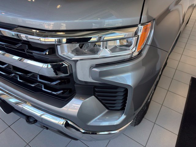Certified 2023 Chevrolet Silverado 1500 LT w/ Z71 Off-Road Package AWD/4WD image 36