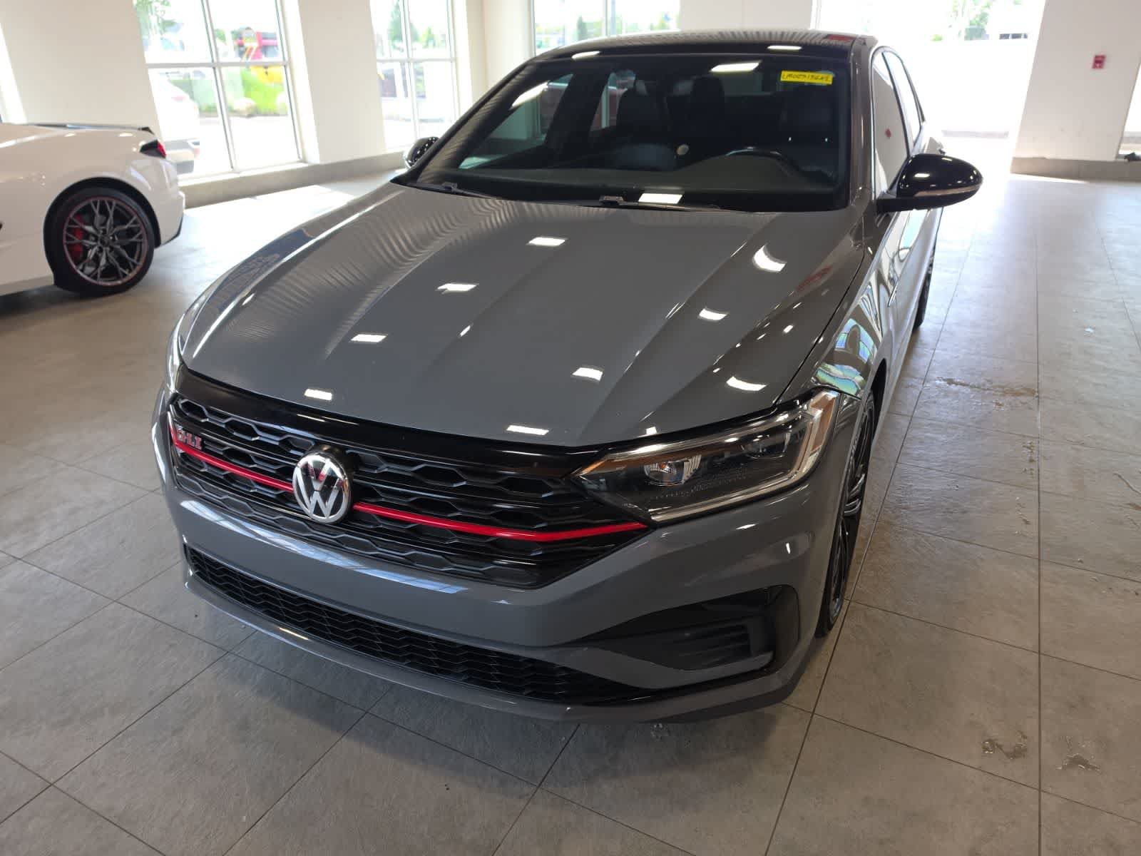 Used 2020 Volkswagen Jetta GLI Autobahn w/ GLI Autobahn Black Package FWD image 2