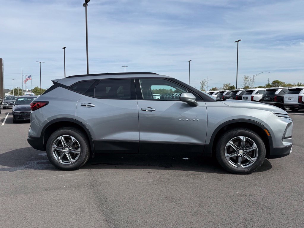 Used 2023 Chevrolet Blazer LT w/ Convenience Package AWD/4WD image 4