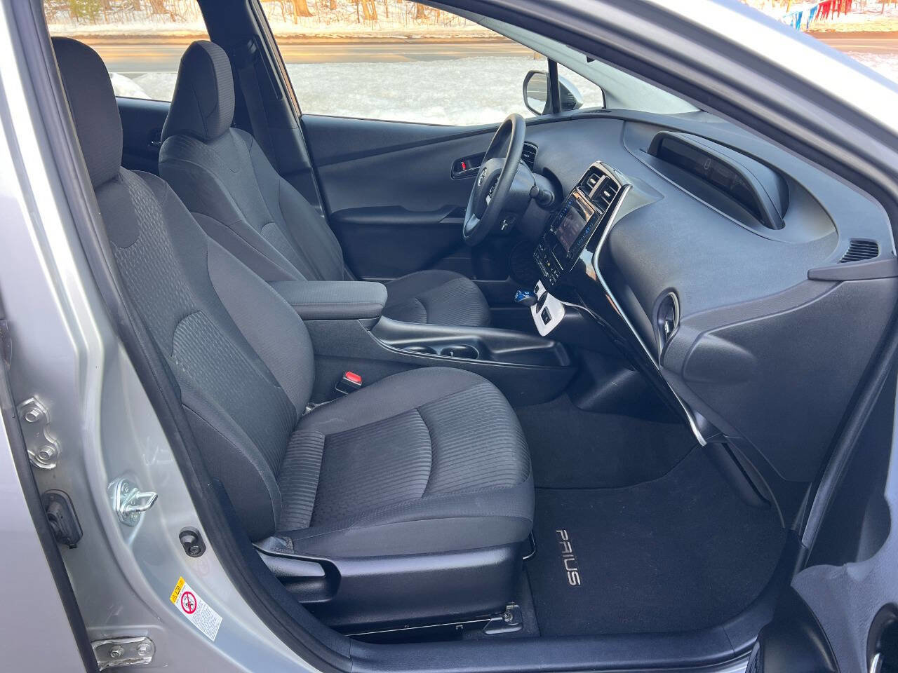 Used 2016 Toyota Prius Two image 31