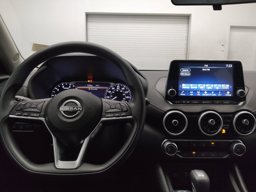 Used 2025 Nissan Sentra SV FWD image 22