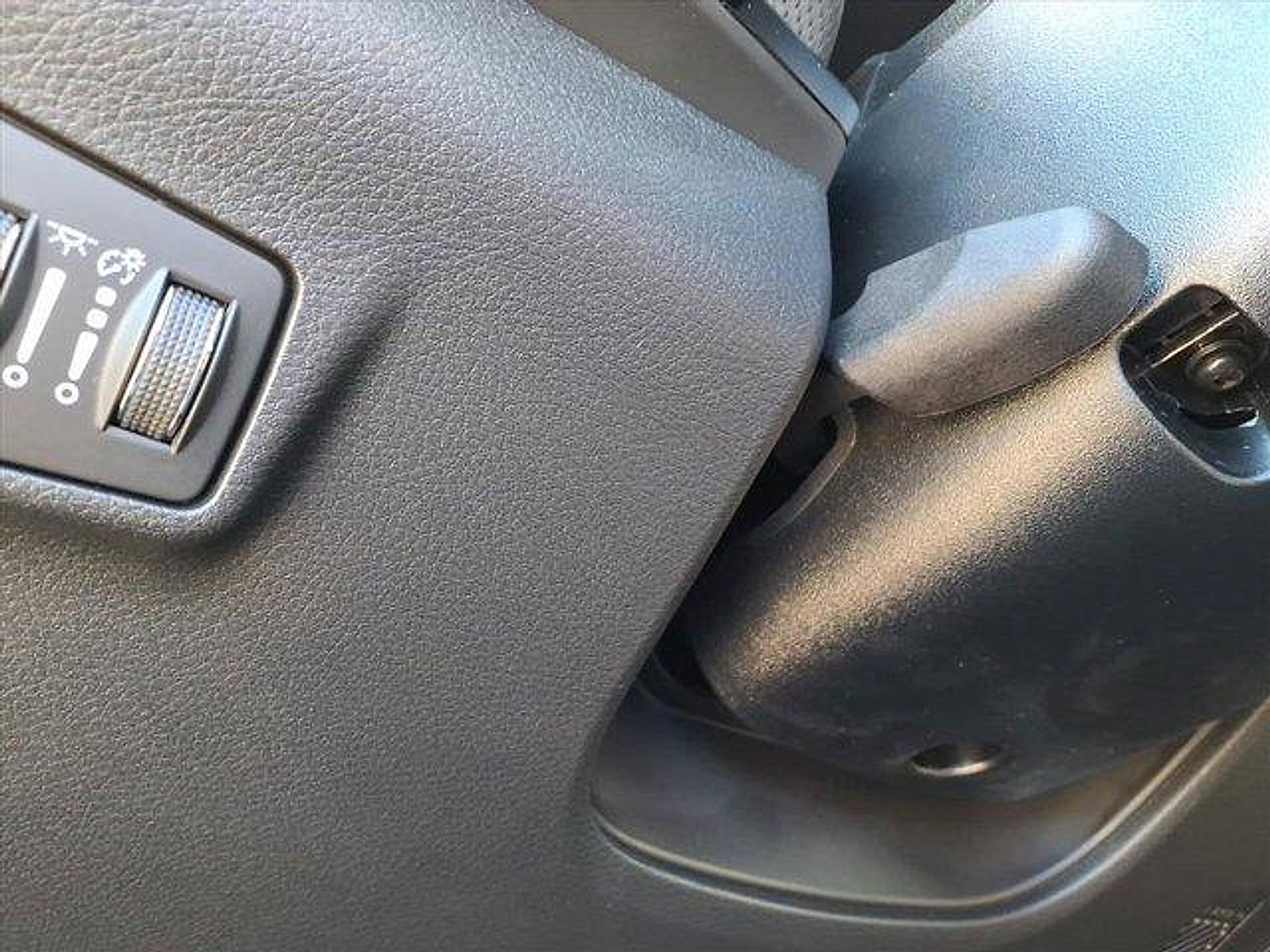 New 2026 Jeep Compass Trailhawk image 30