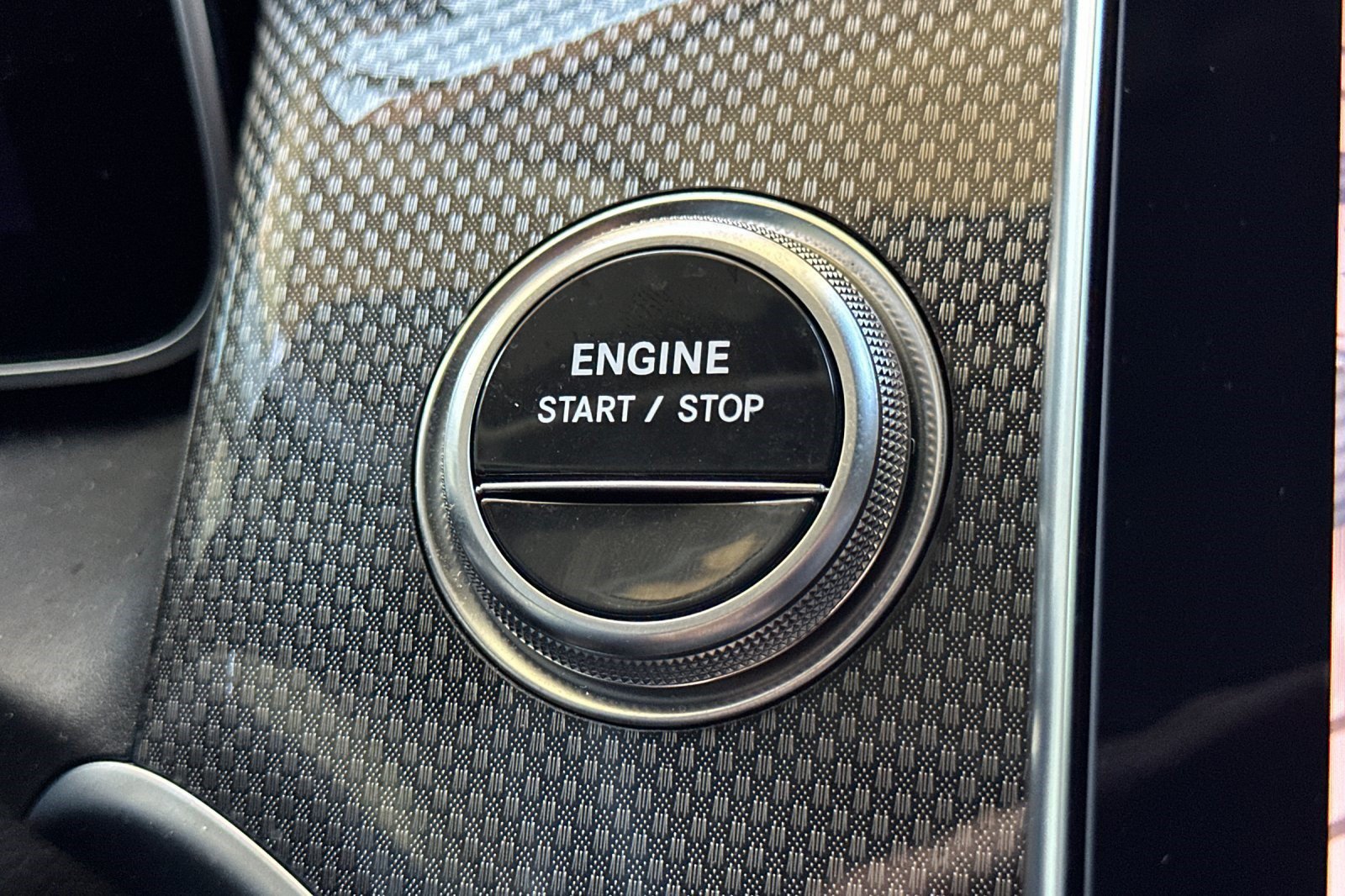 Certified 2025 Mercedes-Benz GLC 350e 4MATIC image 17