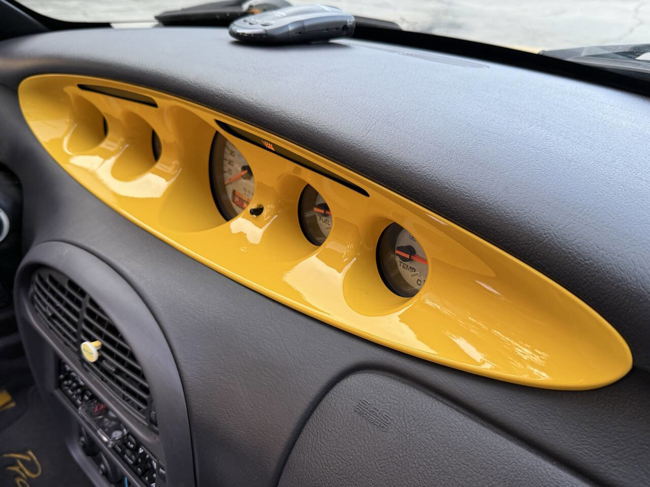 Used 2000 Plymouth Prowler RWD image 36