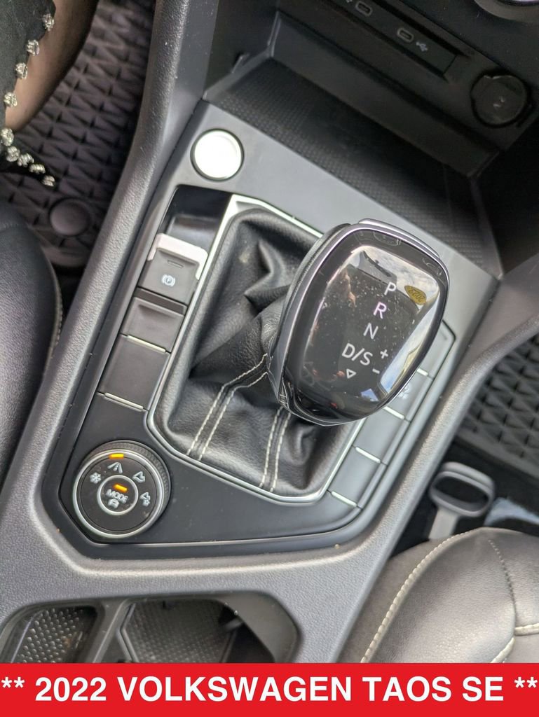Used 2022 Volkswagen Taos SE image 29