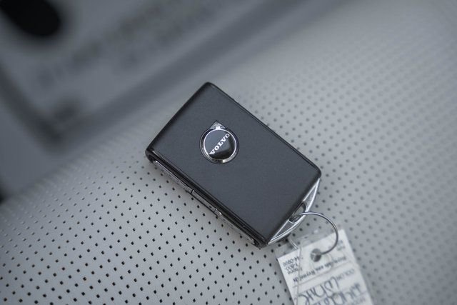 New 2026 Volvo XC60 B5 Ultra w/ Protection Package Premier image 42