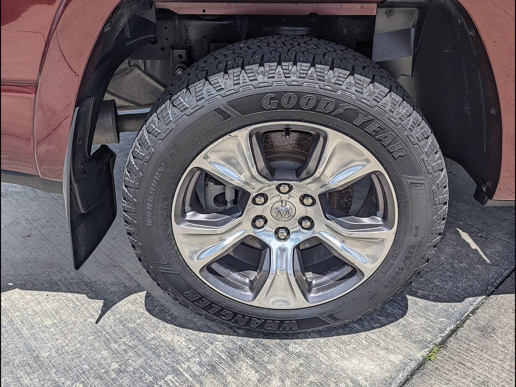 Used 2020 RAM 1500 Laramie AWD/4WD image 19