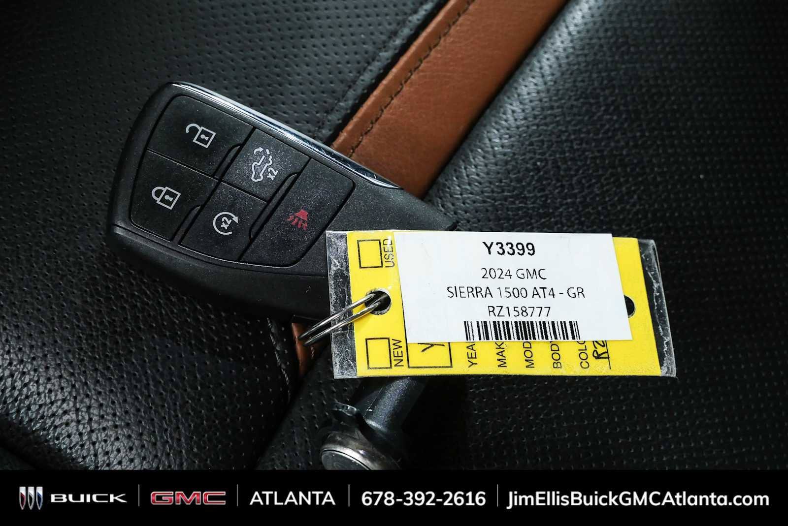 Used 2024 GMC Sierra 1500 AT4 w/ AT4 Premium Package AWD/4WD image 36