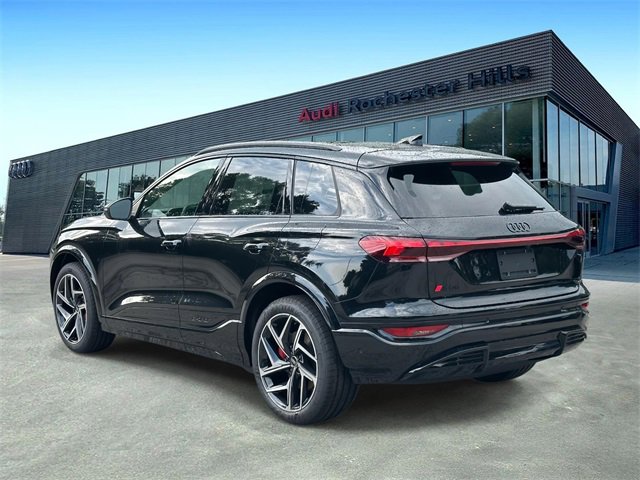 New 2025 Audi SQ6 e-tron Premium Plus image 3