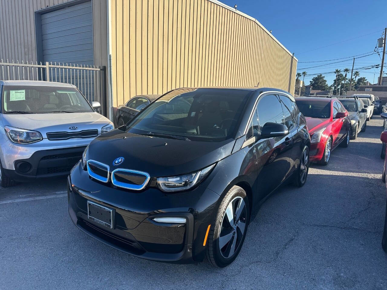 Used 2018 BMW i3 Base 4dr Hatchback RWD image 3