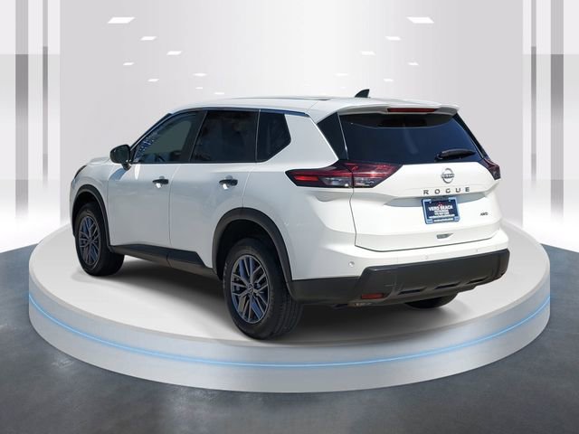 Used 2024 Nissan Rogue S image 3