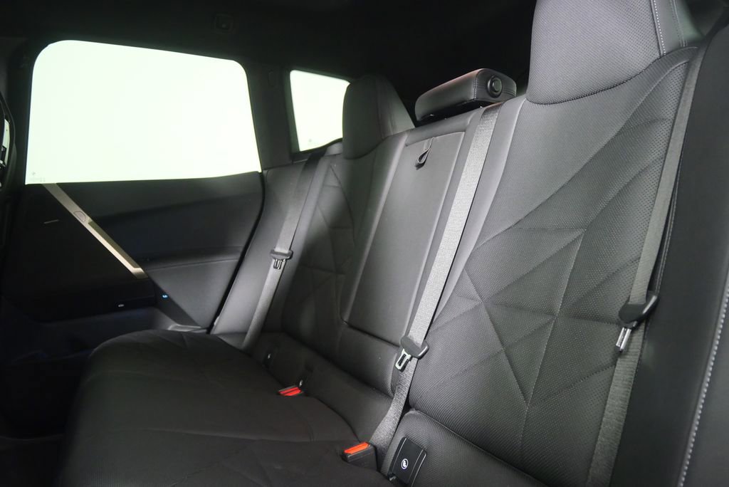 Used 2024 BMW iX xDrive50 w/ Sport Package AWD/4WD image 13