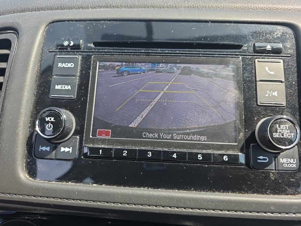 Used 2021 Honda HR-V LX image 17