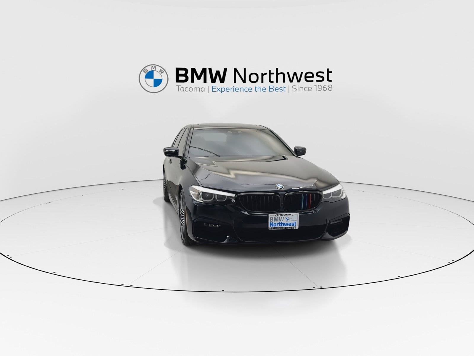 Used 2019 BMW 530e w/ M Sport Package RWD image 7