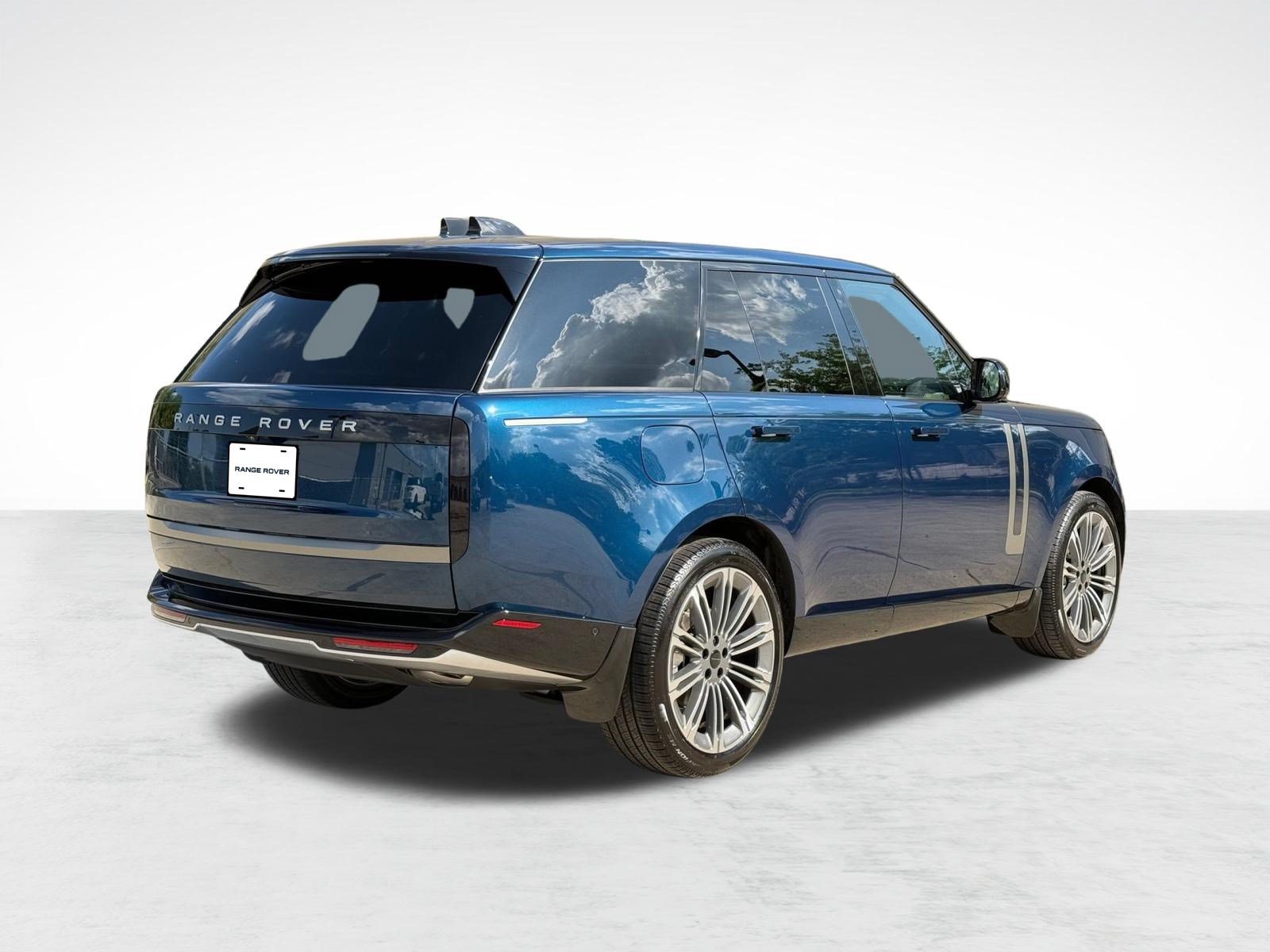 New 2026 Land Rover Range Rover SE AWD/4WD image 9