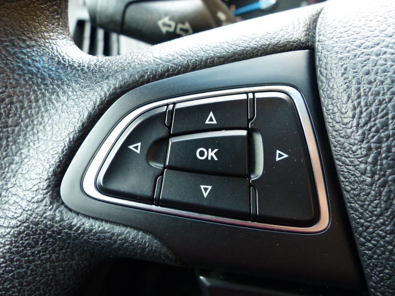Used 2016 Ford Focus SE FWD image 26
