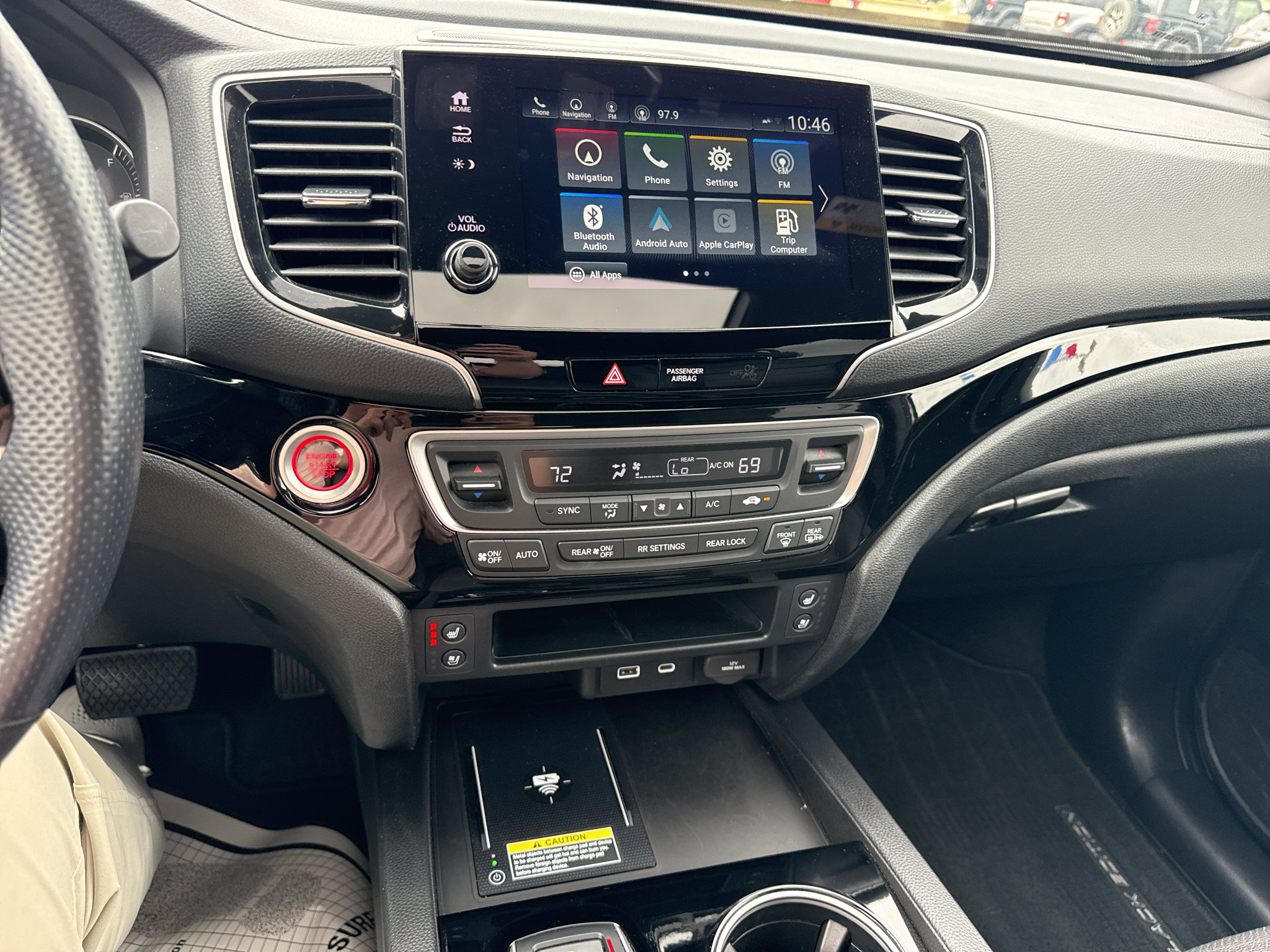 Used 2024 Honda Passport Black Edition image 15