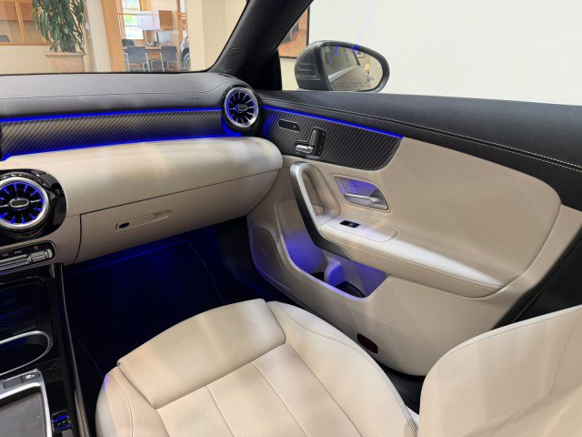 Certified 2025 Mercedes-Benz CLA 250 image 10