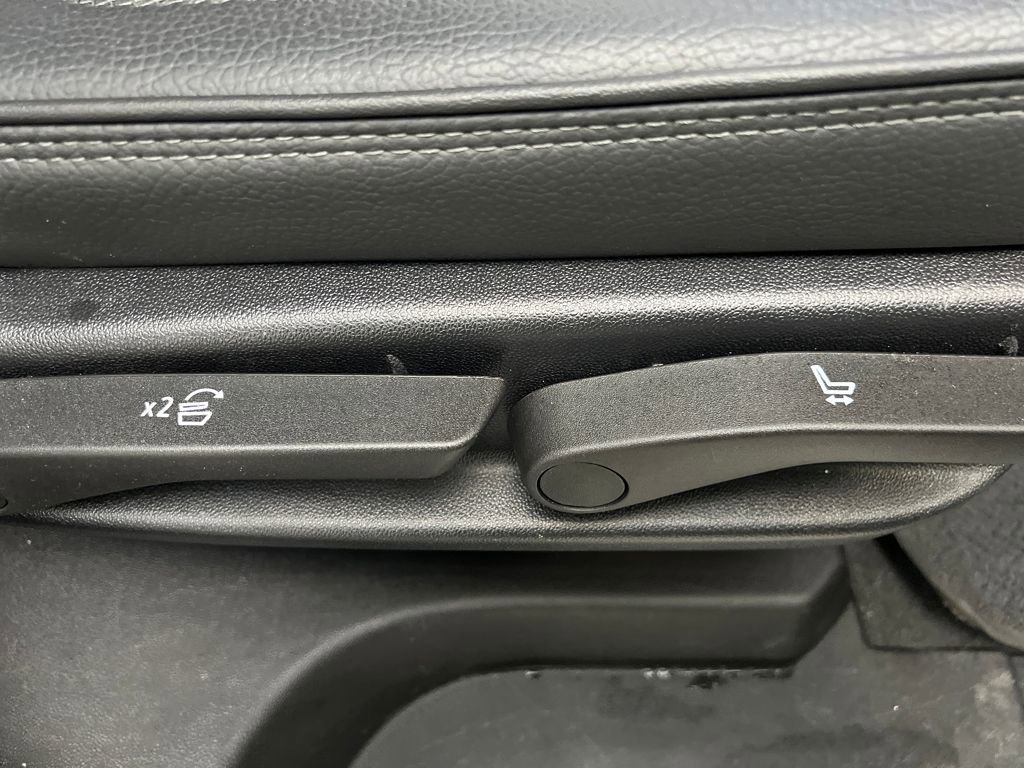 Used 2025 GMC Yukon Denali image 19