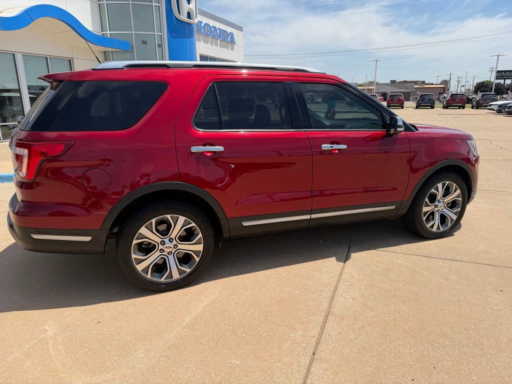 Used 2019 Ford Explorer Platinum AWD/4WD image 11