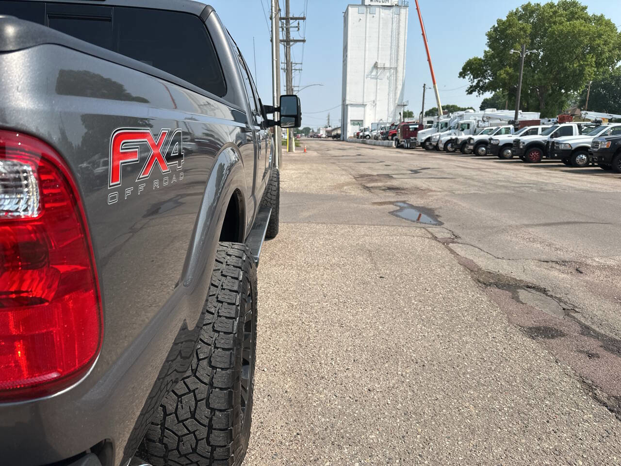 Used 2014 Ford F350 Lariat w/ Lariat Ultimate Package image 24