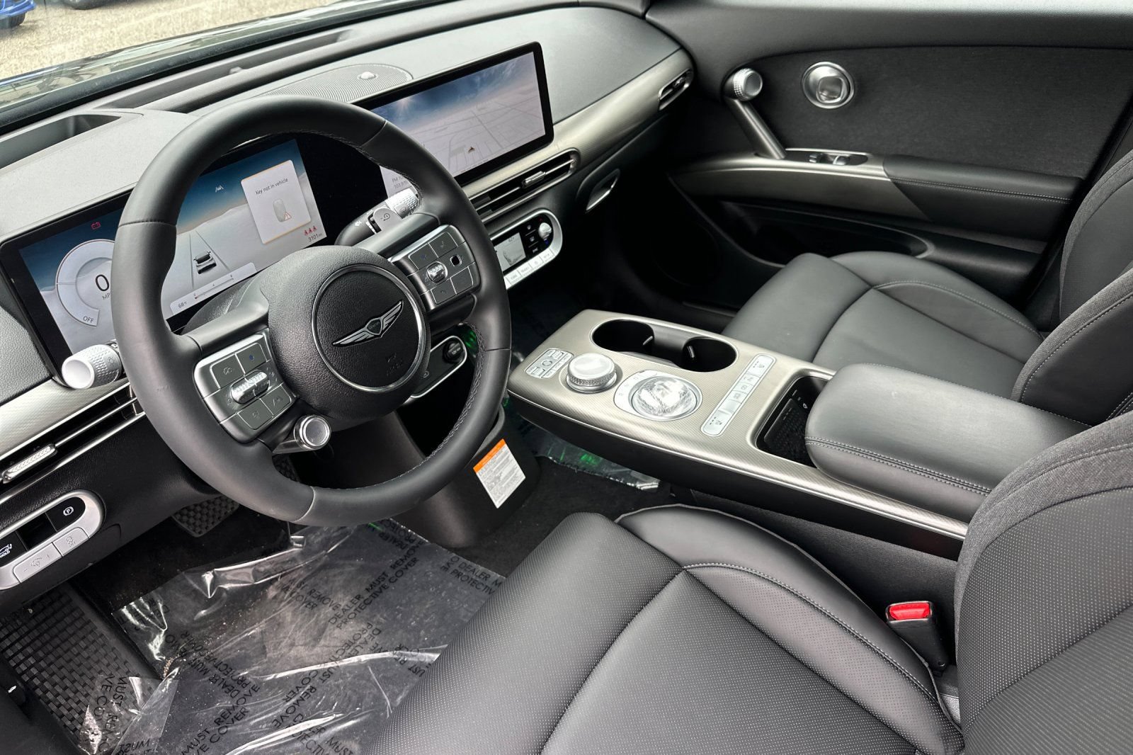 Used 2025 Genesis GV60 Advanced AWD/4WD image 11