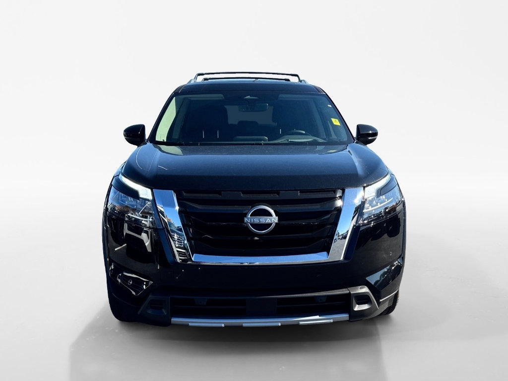 New 2025 Nissan Pathfinder Platinum image 9