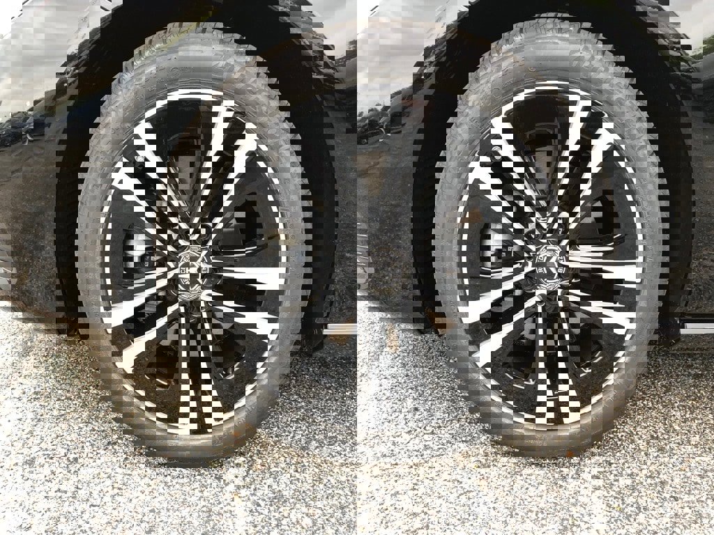 New 2025 Mercedes-Benz CLA 250 4MATIC image 9