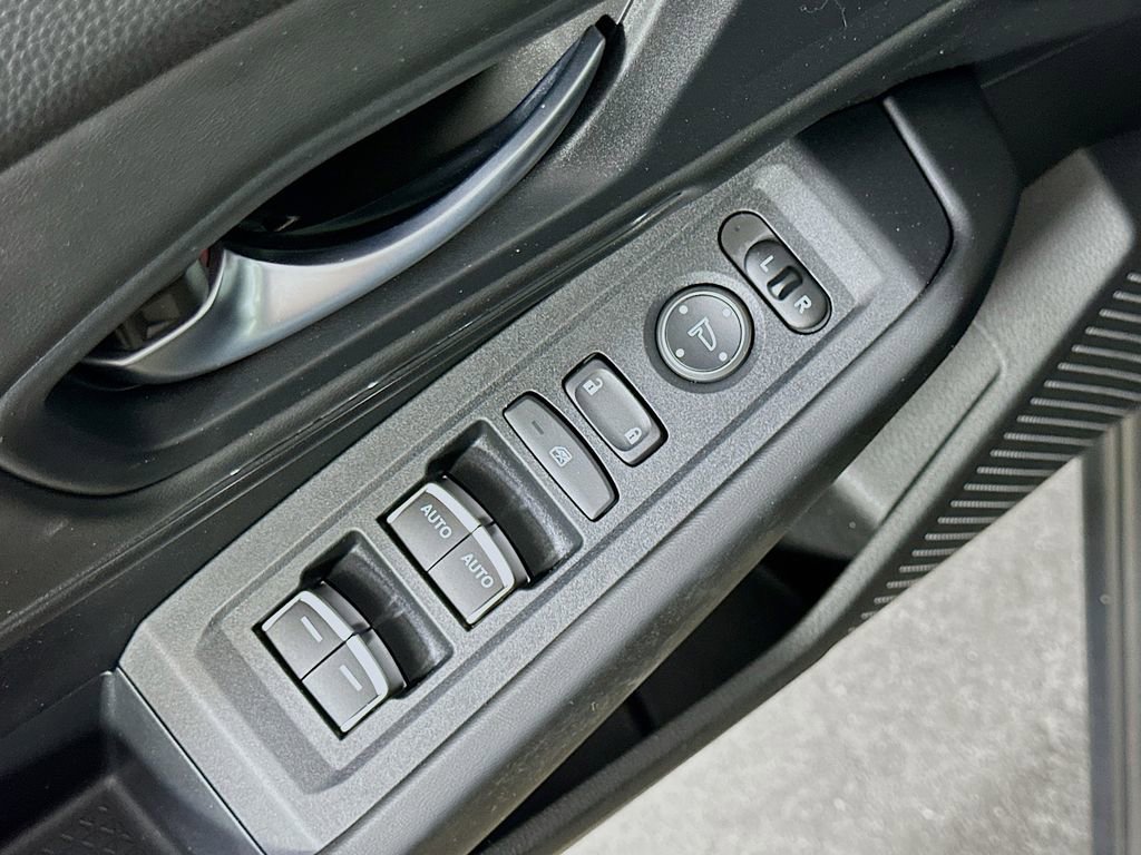 Used 2025 Honda Accord SE image 20