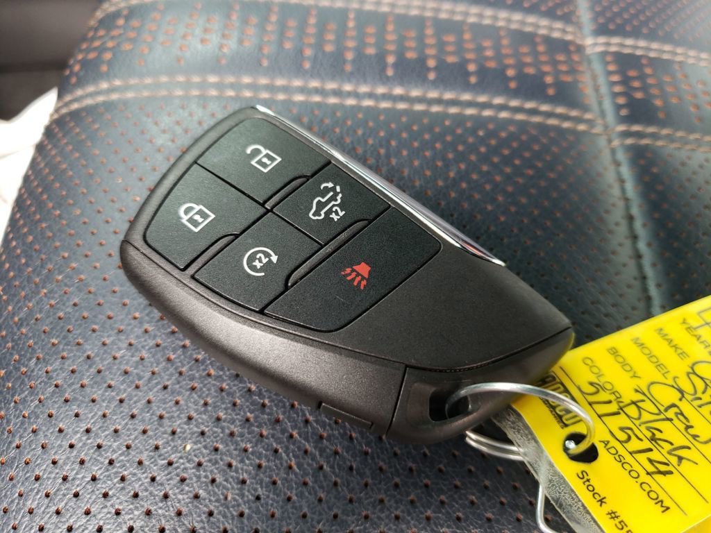 Used 2022 Chevrolet Silverado 1500 High Country w/ Technology Package image 28