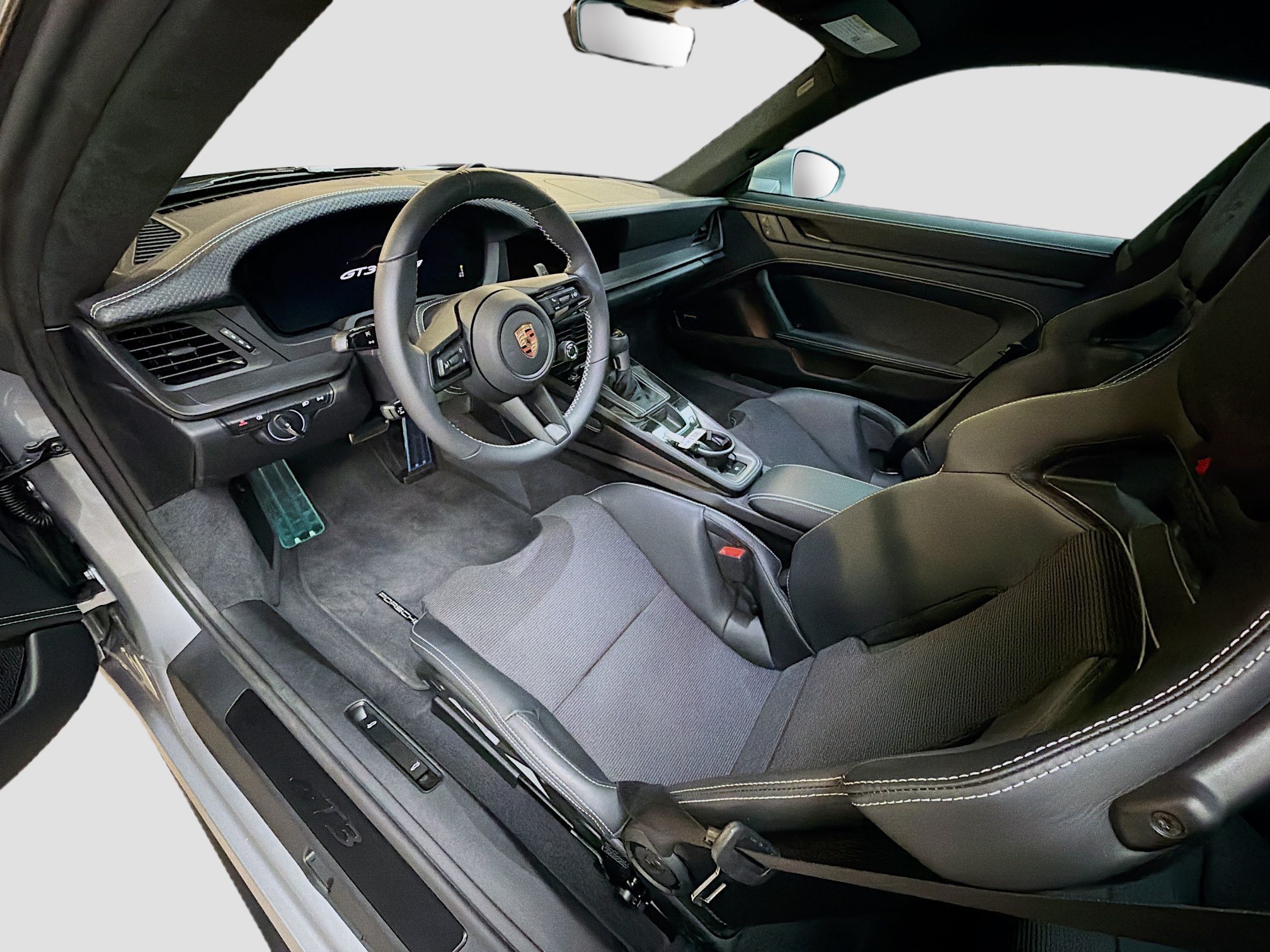 Used 2026 Porsche 911 GT3 RWD image 5