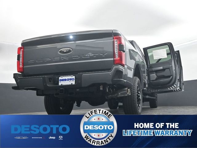 New 2026 Ford F250 Lariat w/ Black Appearance Package image 74