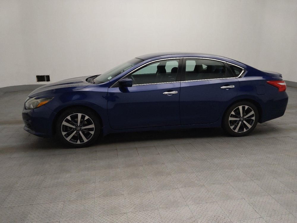 Used 2016 Nissan Altima 2.5 SR FWD image 2