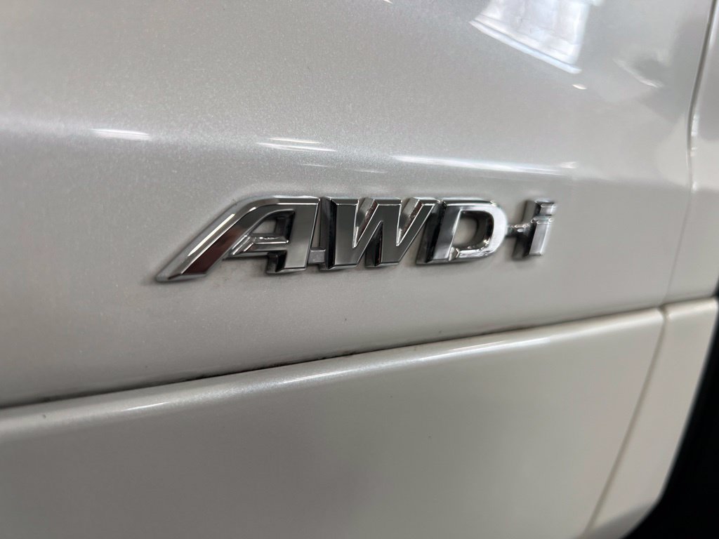 Certified 2017 Toyota Highlander XLE AWD/4WD image 10