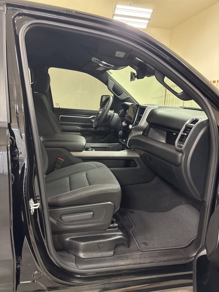 Used 2025 RAM 1500 Big Horn image 26